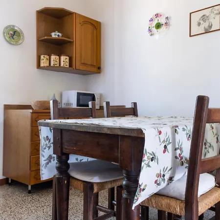 La Casina A